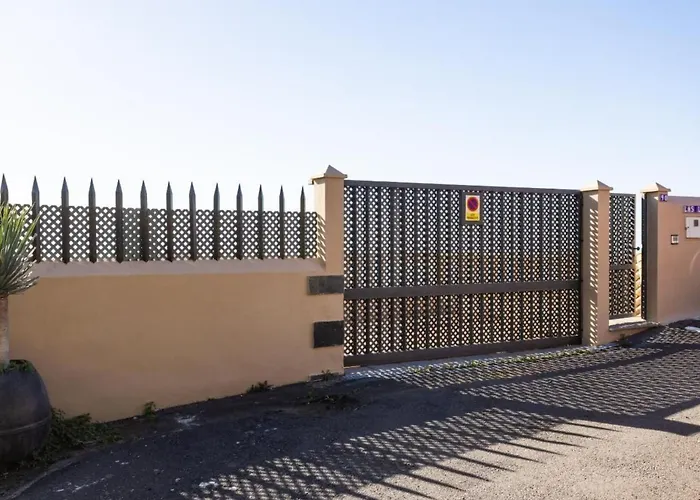 'chic Escape Villa'- Design Mit Meerblick By Interhome